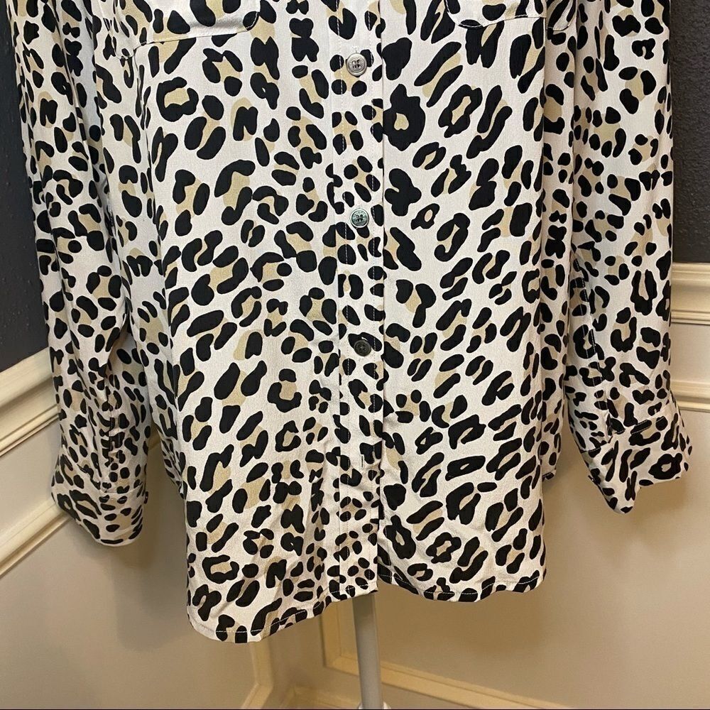 Equipment Signature Silk Button Down Shirt - Picture 6 of 13